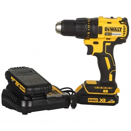 Dewalt akumuliatorinio gręžtuvo rinkinys (DCD777S2T), 18 V, 2 x 1,5 Ah, įkroviklis + lagaminas